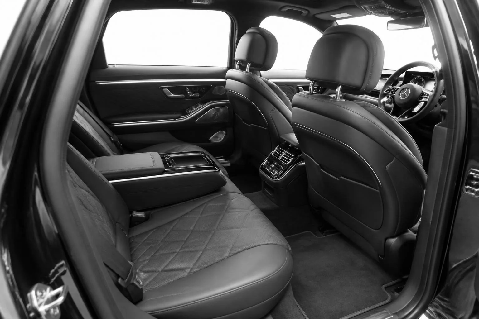 Mercedes-Benz S-Class, interior