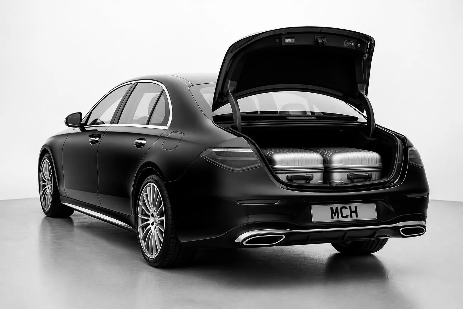 Mercedes-Benz S-Class, luggage space