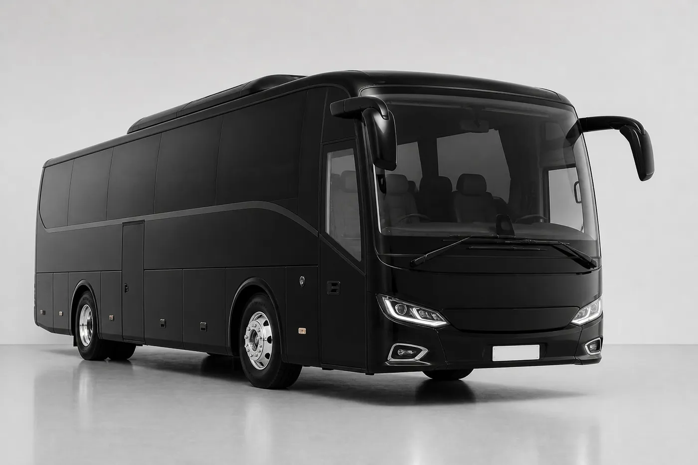 Midi coach seating up to 32 passengers